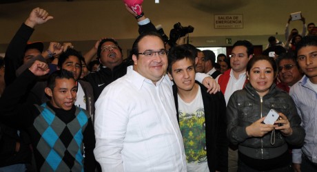 A los jóvenes de Veracruz les ayudaré a cumplir sus sueños: Javier Duarte