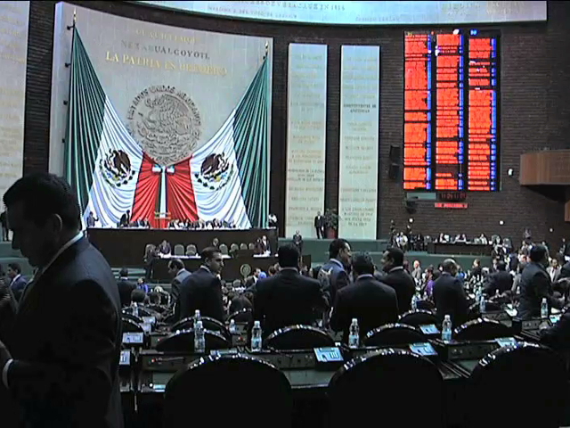 Inversiones, protección civil y disminución de la pobreza, logros en tres años de gobierno: legisladores