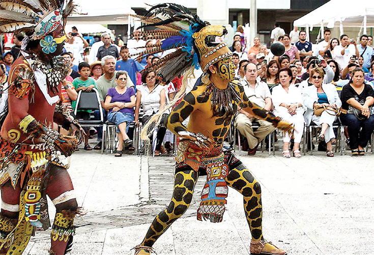 Juegos de pelota maya y purépecha cautivan a los italianos