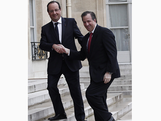 Celebra Hollande esfuerzos para mejorar relación Francia-México
