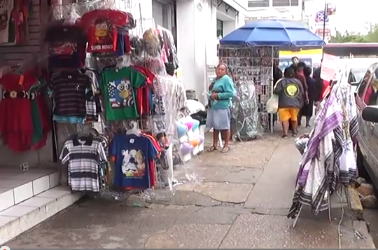 Supervisan bomberos de Coatzacoalcos, instalaciones de los comercios del primer cuadro de la ciudad
