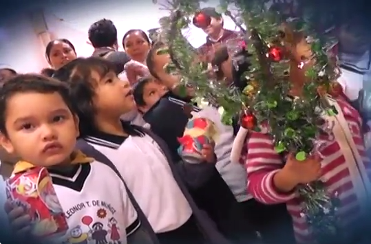 Niños porteños conservan la tradición de la rama