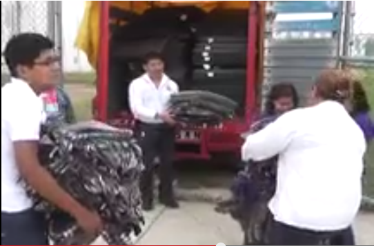Reciben cobertores y colchonetas internos del cereso de Coatzacoalcos