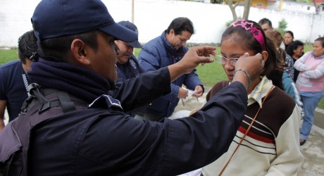 Entrega SSP más de 600 pares de lentes en Fortín de las Flores