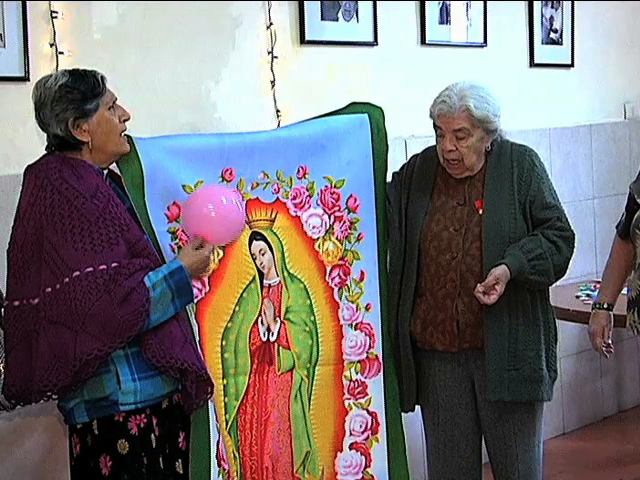 Adultos mayores dedican “Las mañanitas” a la Virgen de Guadalupe