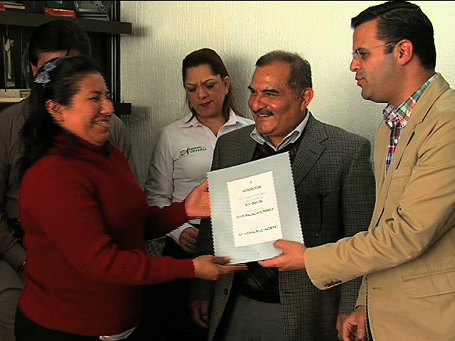 Entregan premios del XI  sorteo del Cobaev