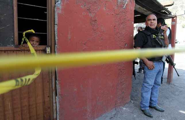 Uno de cada tres hogares padece violencia intrafamiliar: CNDH