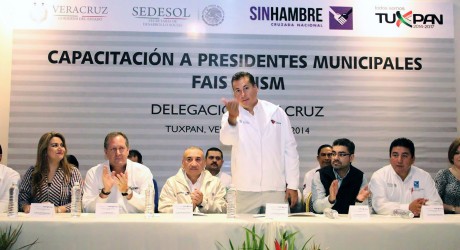 En 2014, programas sociales beneficiarán a más de 800 mil veracruzanos