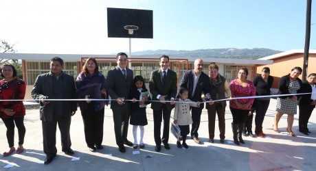 Casi 2 mdp para escuelas de Xalapa: SEV