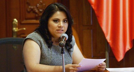 Crece 27% número de becarios veracruzanos en 2014