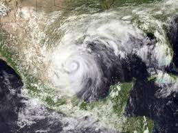 Noticias falsas sobre  ciclones crean pánico en zonas veracruzanas