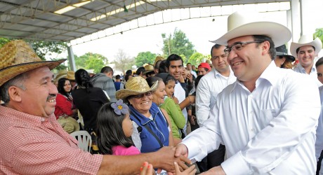 Todo mi apoyo y respaldo a los campesinos veracruzanos: Javier Duarte