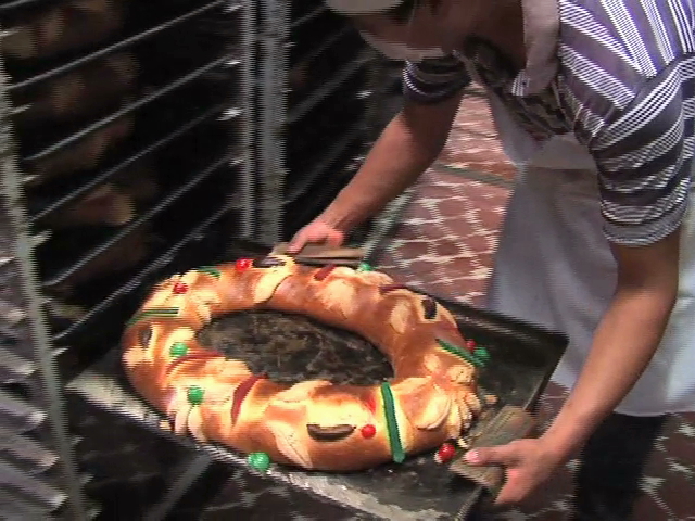 Rosca de reyes tradicional ofrecen panaderos de Huayacocotla