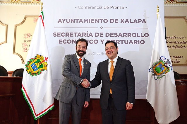 La Secretaría de Desarrollo Económico y el Ayuntamiento de Xalapa acordaron la implementación de programas de reactivación económica