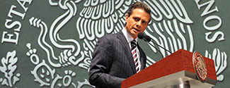 Peña Nieto promulga la reforma financiera