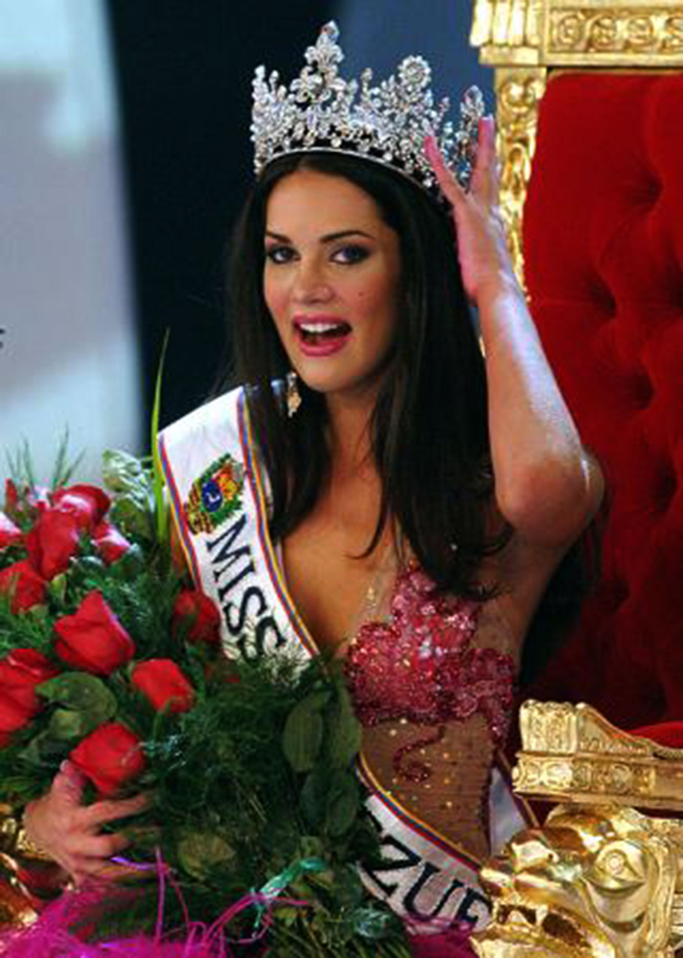 Asesinan a Mónica Spears, ex Miss Venezuela 2004 y a su esposo
