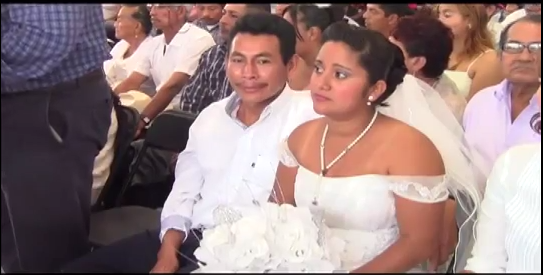 En Coatzacoalcos 360 parejas formalizaron su matrimonio, a través de las bodas colectivas.