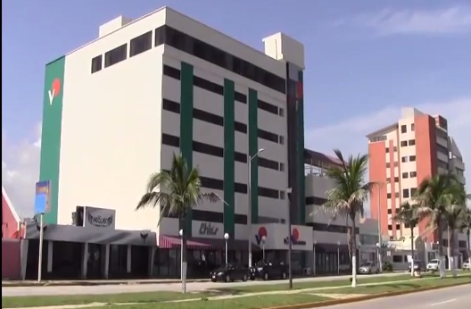 Comerciantes de Coatzacoalcos se preparan para el carnaval Coatza 2014.