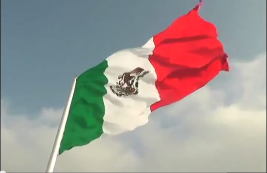 Conmemoran en Coatzacoalcos el Día de la Bandera.