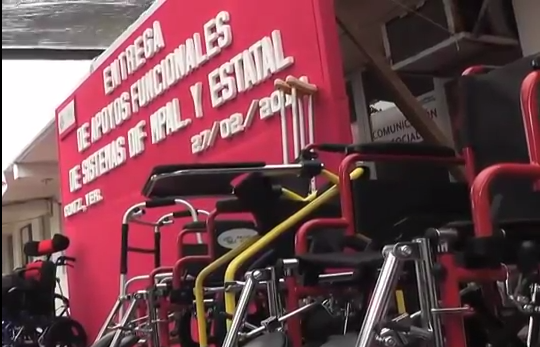 DIF Municipal y Estatal apoyos funcionales a más de 30 personas con discapacidad de Coatzacoalcos.