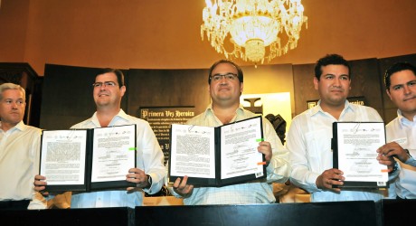 Trabajamos para mejorar la calidad de vida de quienes más lo necesitan: Javier Duarte