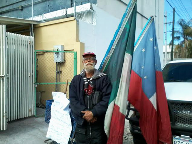 Pepenador de EU gana hasta 130 dólares diarios en México