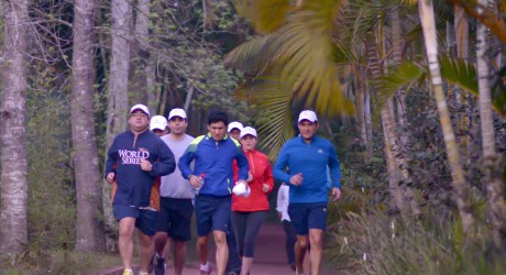 Se ejercita el gobernador Javier Duarte en la USBI