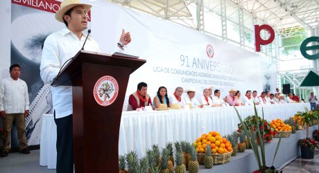 Gobierno del Estado, comprometido con los campesinos veracruzanos: Segob