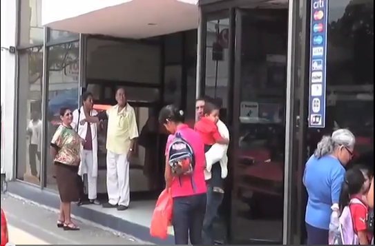 Empresas bancarias cobran a sus clientes seguros de vida que estos no adquirieron Zona Sur.