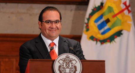 En Veracruz, respeto a los derechos del magisterio y educación gratuita: Javier Duarte