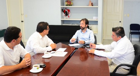 Trabajo coordinado entre gobierno estatal y Cámaras Empresariales para impulsar el desarrollo económico de Veracruz
