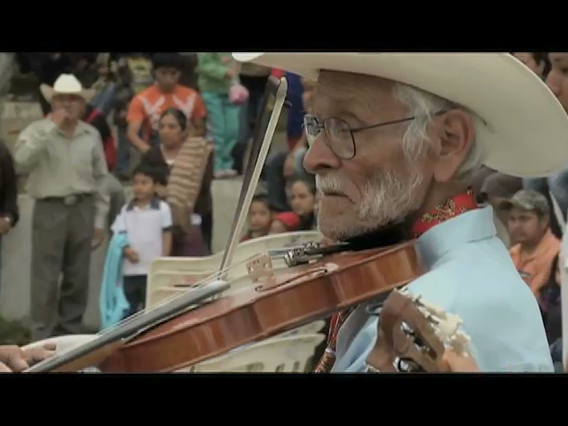 Reconoce Conaculta a músicos de la Huasteca