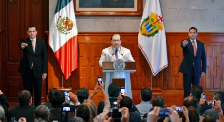 A los veracruzanos, resultados y beneficios concretos: Javier Duarte