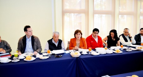 Instruye PC a gasolineros sobre nueva Ley y Reglamento de Protección Civil