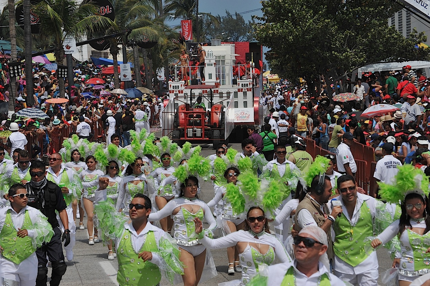 Batucadas comienzan taller para el carnaval de Veracruz 2015