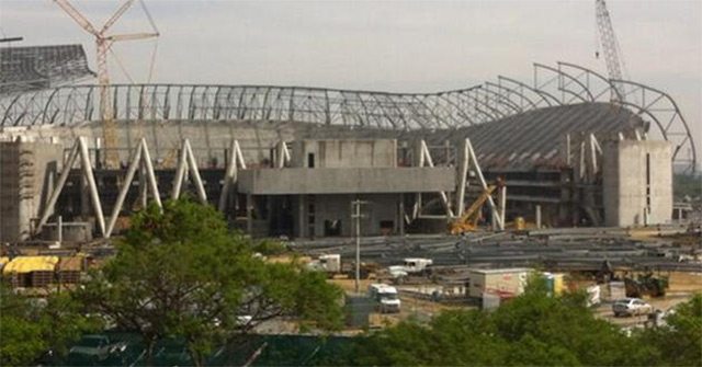 Se desploma viga en construcción del nuevo estadio de Los Rayados