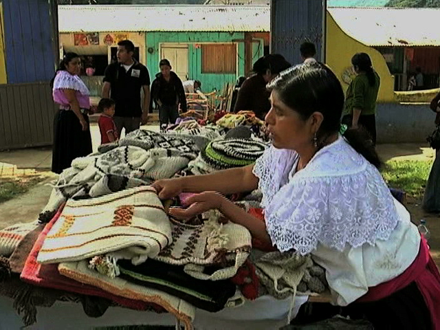 Artesanos de Zongolica, herederos de la cosmovisión  indígena