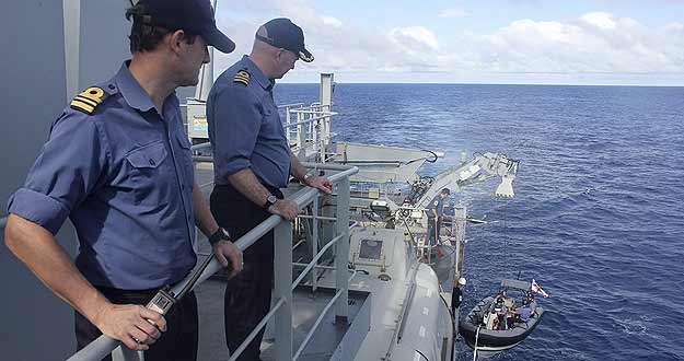 Concluye sin éxito la búsqueda submarina del avión malasio desaparecido hace un mes y medio