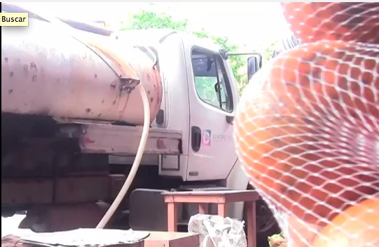 Mercados de Coatzacoalcos comienzan a resentir la falta de agua tras toma de la presa Yuribia.