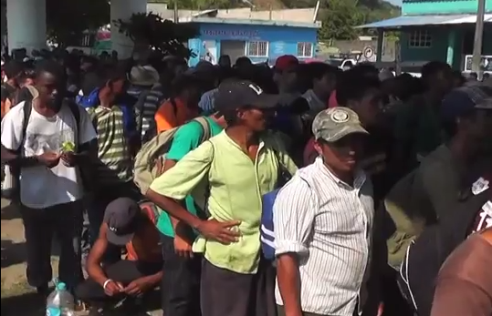 Llega “viacrucis del migrante” a Coatzacoalcos.