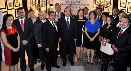 Inaugura Veracruz, Exposición Fotográfica Orígenes del Sindicalismo en México en el Congreso de la Unión