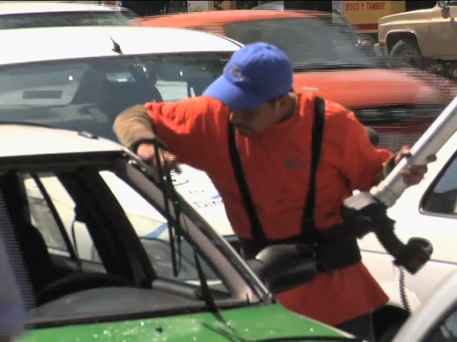 Aumenta venta de parabrisas tras granizada en Xalapa