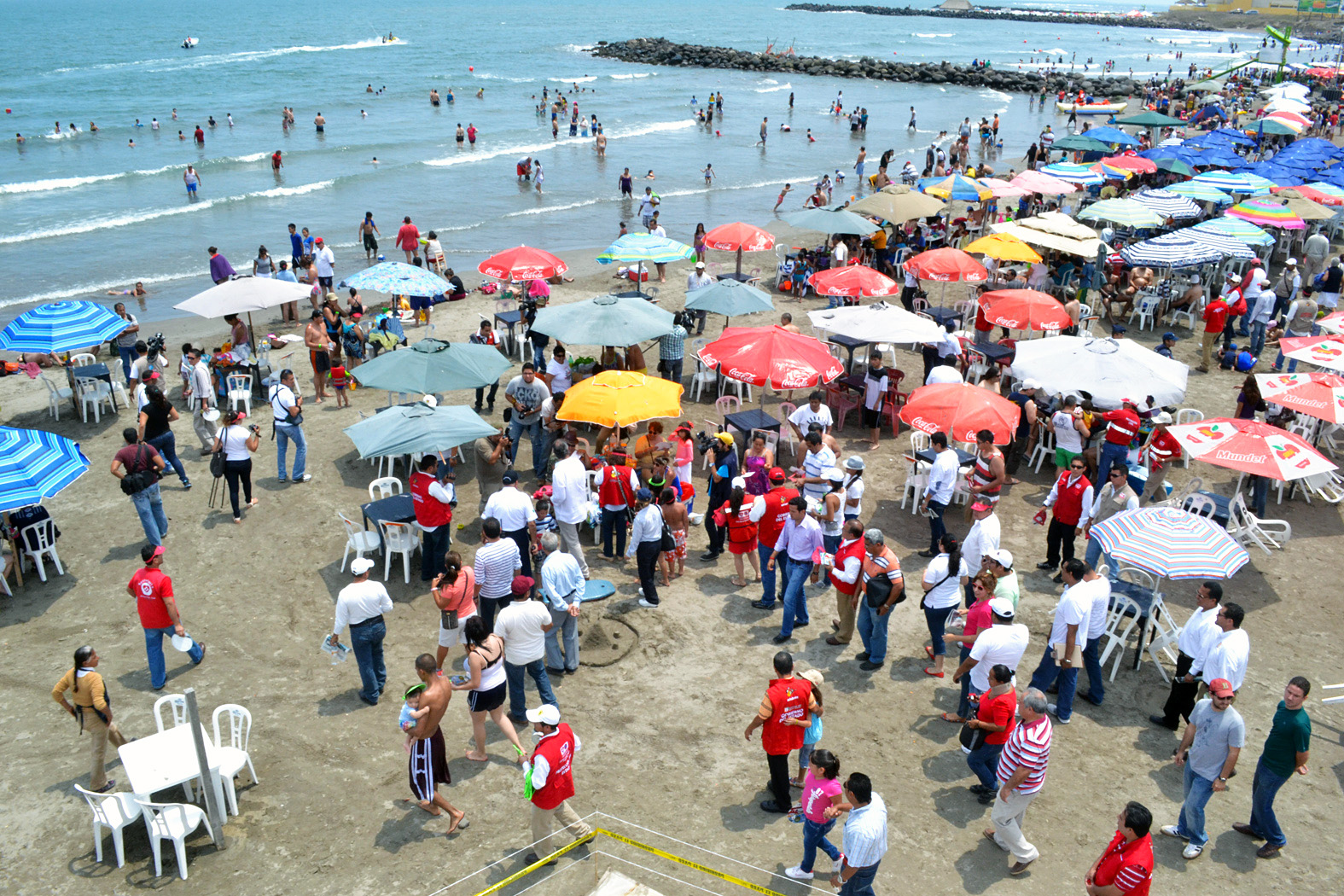 Más de 400 permisos para venta en playas de Veracruz se otorgarán en Semana Santa