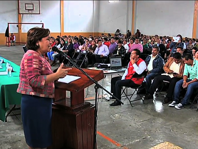 Capacitan PC a maestros para disminuir riesgos en escuelas