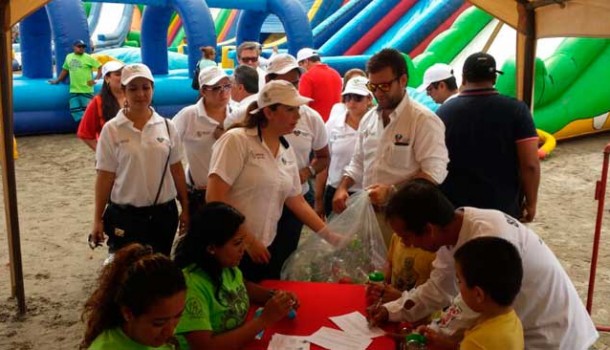 Inauguran parque acuático en Playa Regatas