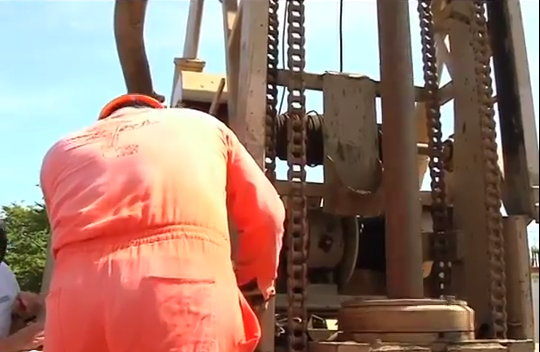 Inicia la perforación de pozos para resolver el problema añejo de la falta de agua en Coatzacoalcos.