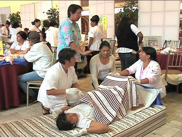 Capacita SS a parteras tradicionales para brindar reanimación a recién nacidos