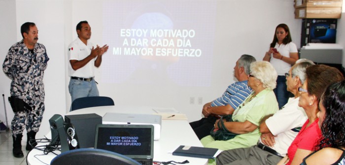 Crean habitantes de colonia El Vergel Red Vecinal