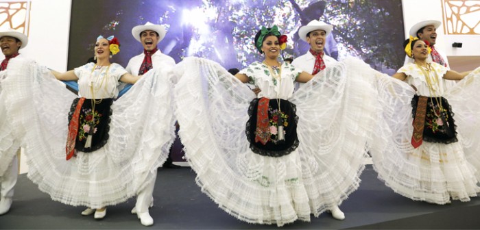 Sabores al Natural conquistan a asistentes al Tianguis Turístico