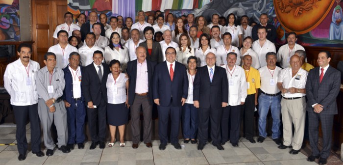 Veracruz renueva su compromiso con la clase trabajadora: Javier Duarte